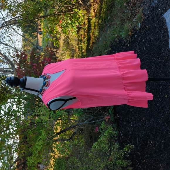 Top - Picture 2 of 4